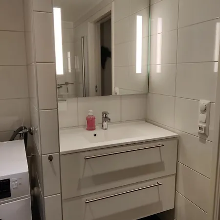 And Spacious In Daire